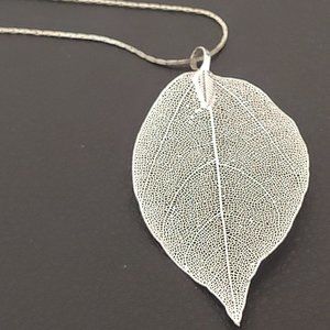 Siver-tone Mesh Leaf Pendant on Silver-tone Chain with extender